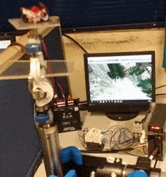 Interaction of computer graphics in Unity and motion control in servo motor driver